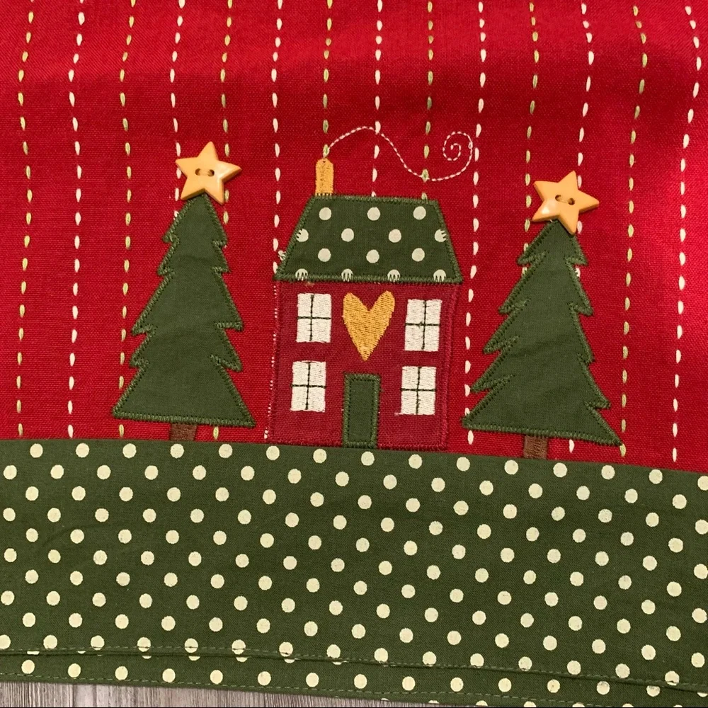Christmas Table Runner - Picture 5 of 5